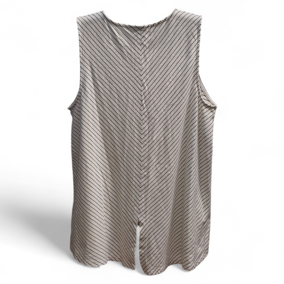 Striped Sleeveless Top - Picture 4 of 8